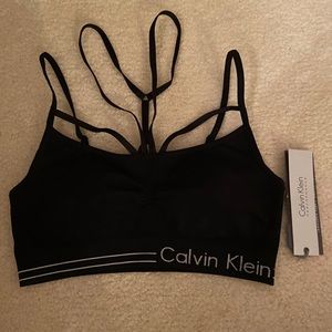 NWT Calvin Klein sports bra